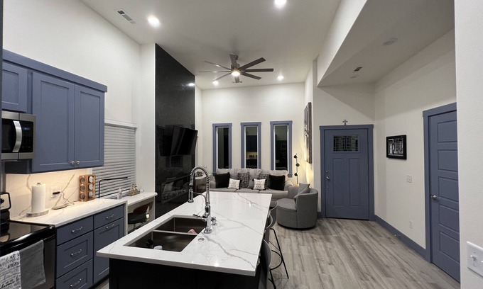 Bentonville House | Perfectly located 2 bed/2 full bath/1 sofa bed. Near trails