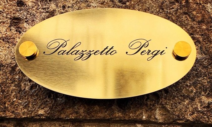 Tolfa House | Pergi Palace