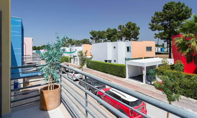 Quinta do Anjo Resort | Pet-Frendly! Arrábida Resort with Jacuzzi. Just 20 minutes from the beach!