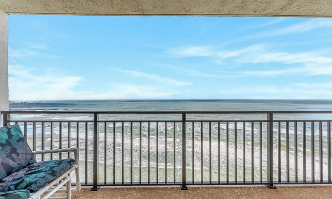 Daytona Beach Shores Condo | ☀️ Pet Friendly - Ocean Front - Sherwin Condominium 1702 ☀️