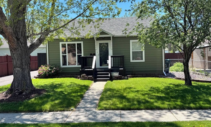 Central - Terry House | Pet-Friendly 3BR Billings Home with Fenced Yard, Gym Near Hospitals & Downtown