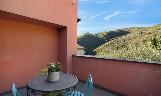 Olivastri Apartment | Pet-Friendly Apartment Immerso nel Verde with Mountain View, Terrace & Wi-Fi
