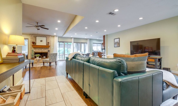 Barton Hills House | Pet-Friendly Austin Home w/Private Yard!