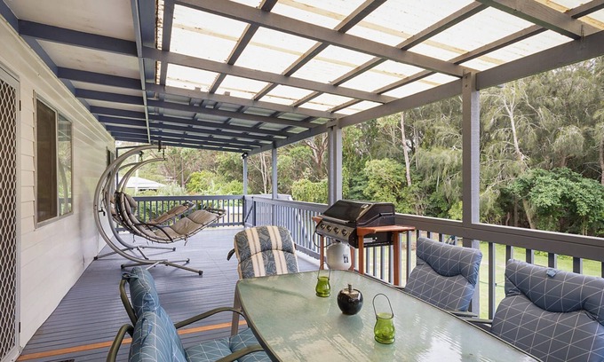 Kianga House | Pet-friendly Beach House @ Kianga