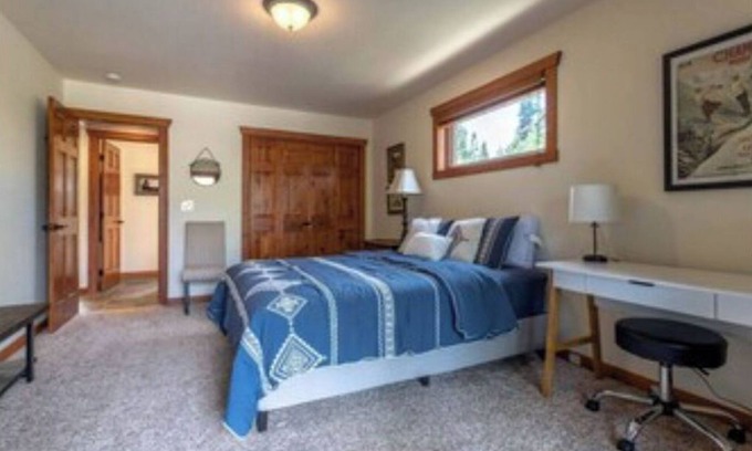 Grand Lake Cabin | Pet-friendly Grand Lake Retreat with a Hot Tub