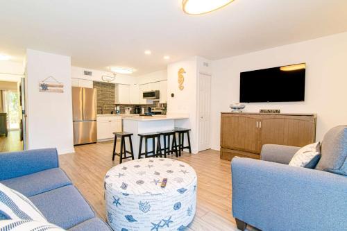 Garden City House | Pet Friendly Ground Floor Gem Near the Beach