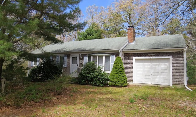 East Orleans House | Pet Friendly Home in East Orleans