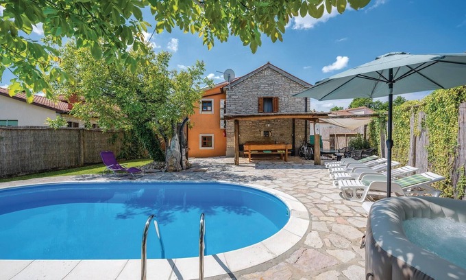 Heki House | Pet friendly home in Pazin