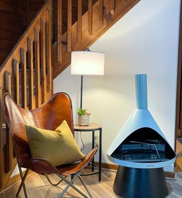 Ellijay House | Pet-Friendly - Hot Tub - Fire Pit - Great Views