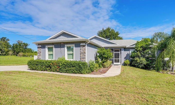 Lakeland House | Pet-Friendly Lakeland Family Oasis w/Game Room