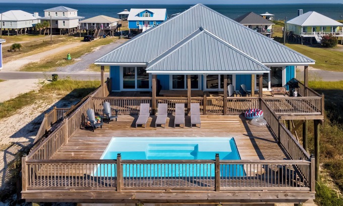 Dauphin Island House | Pet Friendly Near Beach w/Pool – Vitamin Sea