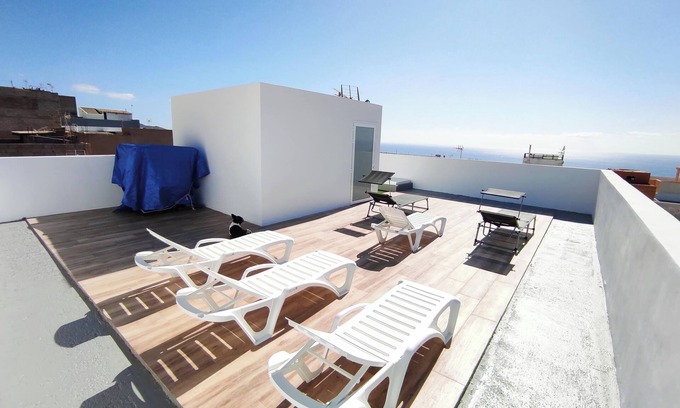 Armenime Villa | Pet-Friendly "Villa Dolce Vita Tenerife Sur" with Sea View, Private Pool, Garden & Wi-Fi