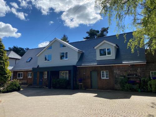 St Leonards Bed & Breakfast | Petherton Cottage Studios