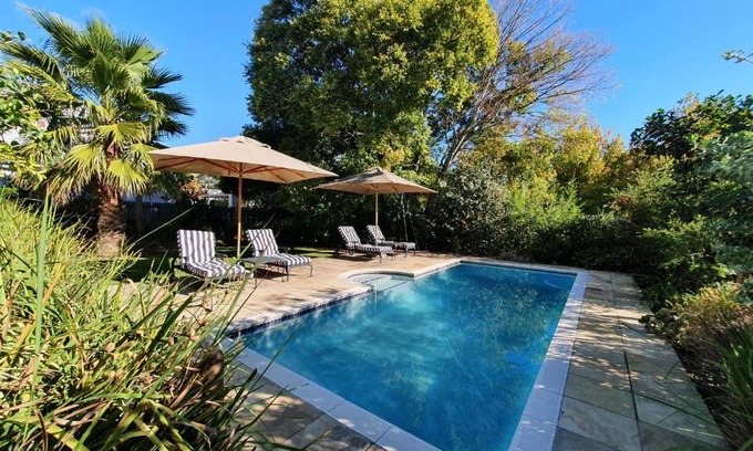 Franschhoek Bed & Breakfast | Petit Ermitage