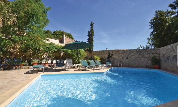 Saint-Maximin House | Petite Maison 18th century stone house in a typical Provencal village