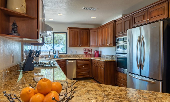 Paso Robles House | Petrae Vineyard-Acres of Private Vineyard and Endless Wine Country Views!