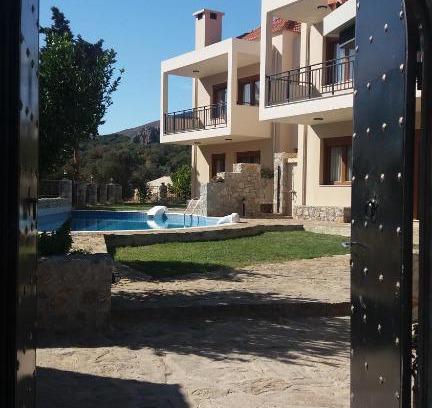 Petrokhorion Apartment | Petrochori ApartHotel