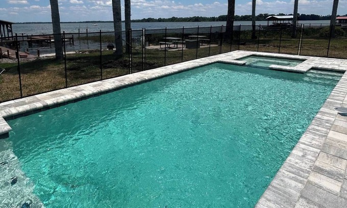 Tavares House | PETS STAY FREE Camp St. Cabanas on Lake Dora Unit 2