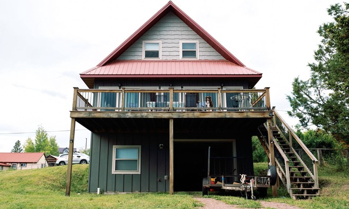 Philipsburg House | Philipsburg Getaway in the heart of it all!