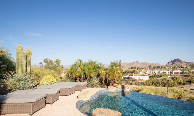 Fountain Hills Villa | Phoenix 17 - Three Bedroom Villa, Sleeps 8