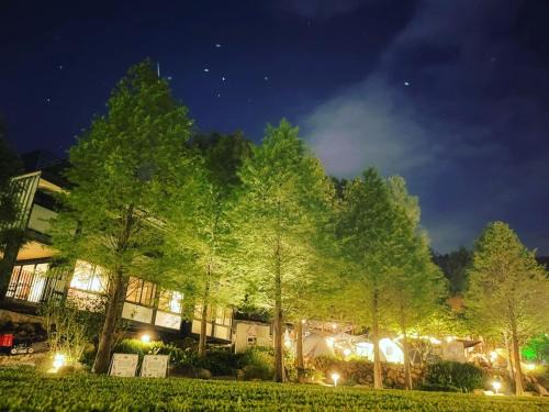 Yuchi Other | Photo Camp