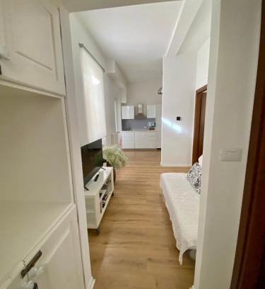 Udine Apartment | [PIAZZA GARIBALDI] ELEGANTI SUITE CON SAUNA