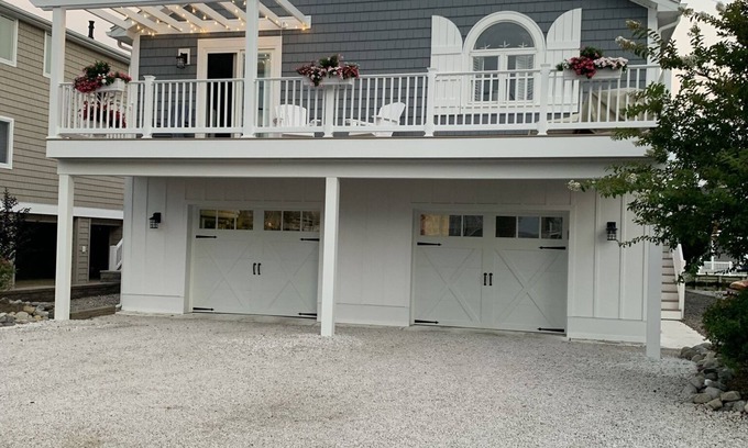 Fenwick Island House | Picture Perfect Canal Front 4/5BR Home on Fenwick Island- Walk to Everything !