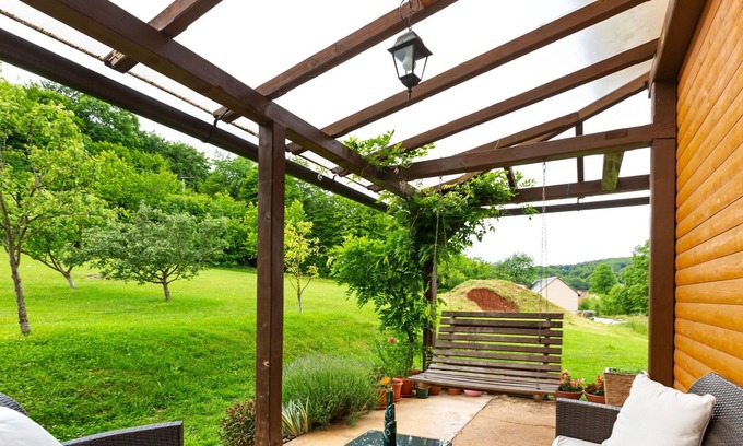 Otocac Apartment | Picturesque Holiday Home in Otočac near Sea