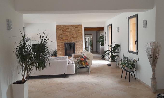 Crillon-le-Brave Villa | Pied DU Ventoux Villa Grand Confort