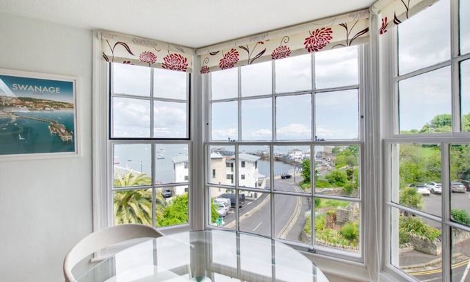Swanage Apartment | Pier View - One Bedroom Apartment, Sleeps 2