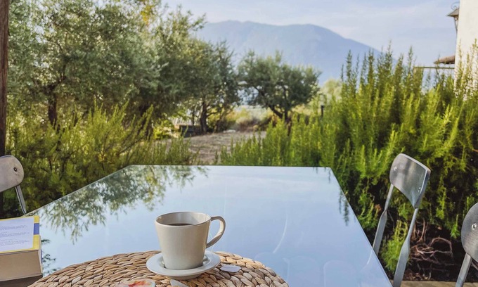 Torre de' Passeri Apartment | Pietra Pizzuta Country House "Maiella" in the heart of Abruzzo. 1 pool