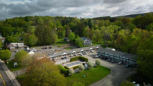 Lee Hotel | Pilgrim Inn