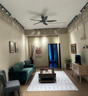 Kampung Ladang Tok Pelam Cabin | Pillow Home Town City