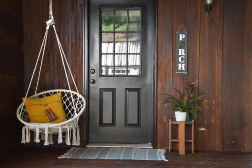 Lexington House | Pine Song Retreat