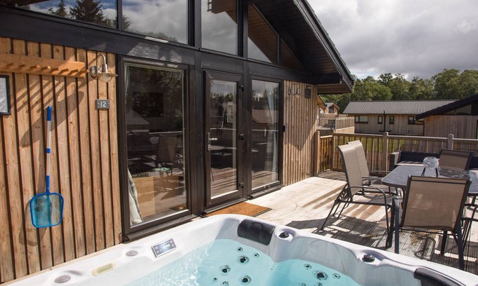 Otterburn Cottage | Pine Tree