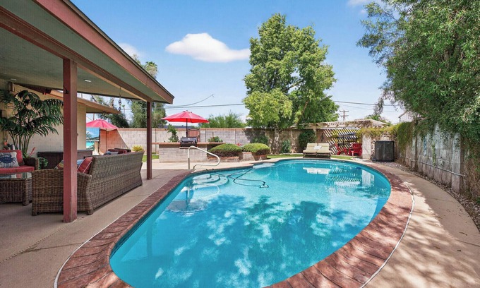 Rural-Geneva House | Pineapple Oasis - Private Heated Pool, Built-In BBQ, Game Room, ASU, Scottsdale