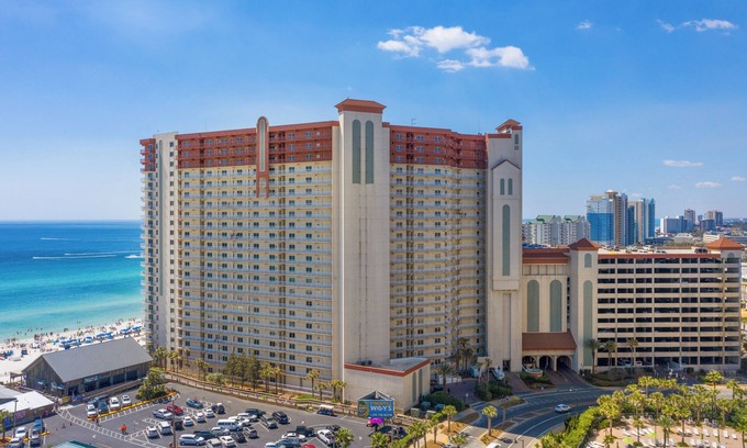 Panama City Beach Condo | Pineapple Paradise - Gulf Front 1BD + Bunk, 2BA, Sleeps 6 in Shores of Panama