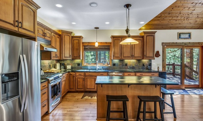 Lake Davis House | Pinehaven = Pine Heaven! - 127 PineHaven