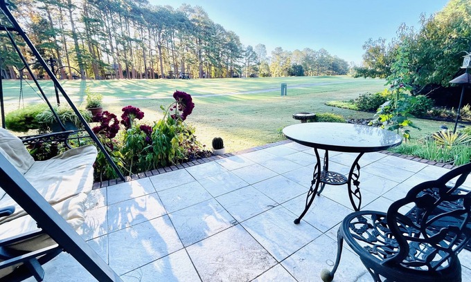 Pinehurst House | Pinehurst Golf Front Home n~ 1 Mi to Pinehurst Clubhouse!