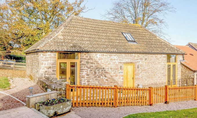 Lydney Cottage | Pipistrelle - UK30758