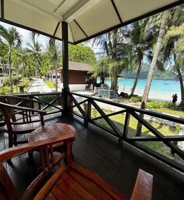 Pulau Perhentian Besar Resort | PIR - Resort Perhentian Island Bluestar