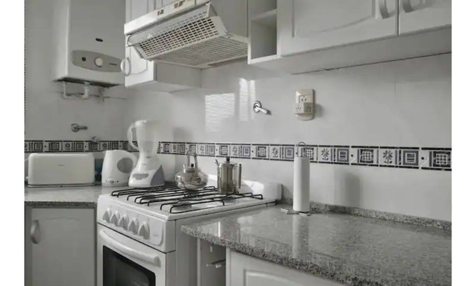 Abasto Apartment | Piso Alto en Abasto, Hermoso y Comodo Departamento