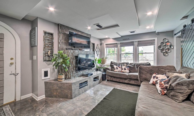 Lincoln-Lemington-Belmar House | Pittsburgh Home w/Pool, Fire Pit + Game Room