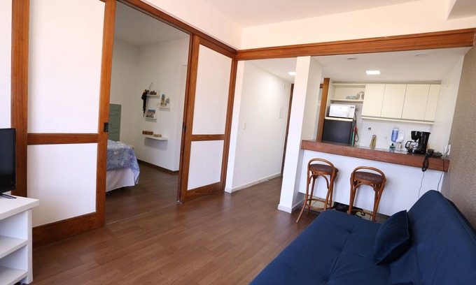 Pituba Apartment | Pituba 1Q sea view Ed Madison Plaza 100m from the beach.