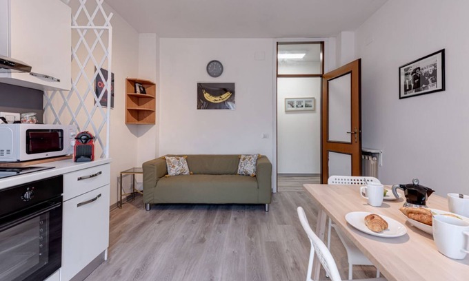 Careggi Rifredi Apartment | Piume - Sweet Dreams in Florence