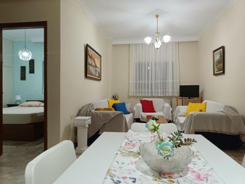 Karditsa Apartment | Plateia Home