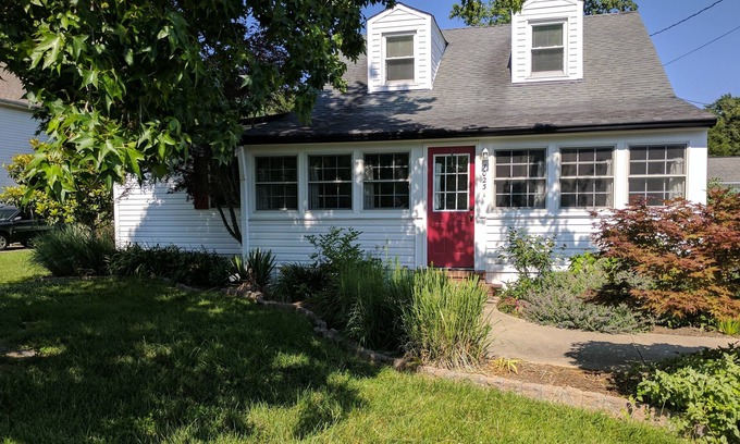 Rose Haven House | Play & relax at the Bungalow! Easily walk to beautiful Herrington Harbour South!