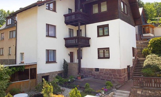 Steinbach-Hallenberg Apartment | Pleasant apartment in Thuringian Forest with garden