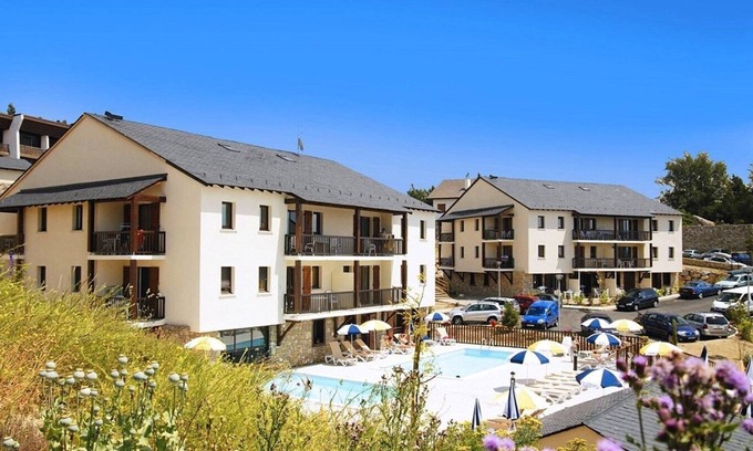 Font-Romeu-Odeillo-Via Apartment | Pleasant Font-Romeu Studio, warm and bright with mountain views