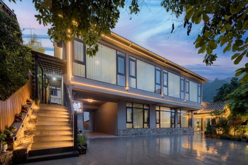 Wulingyuan Hotel | Plum-Spring Elegant Lodge